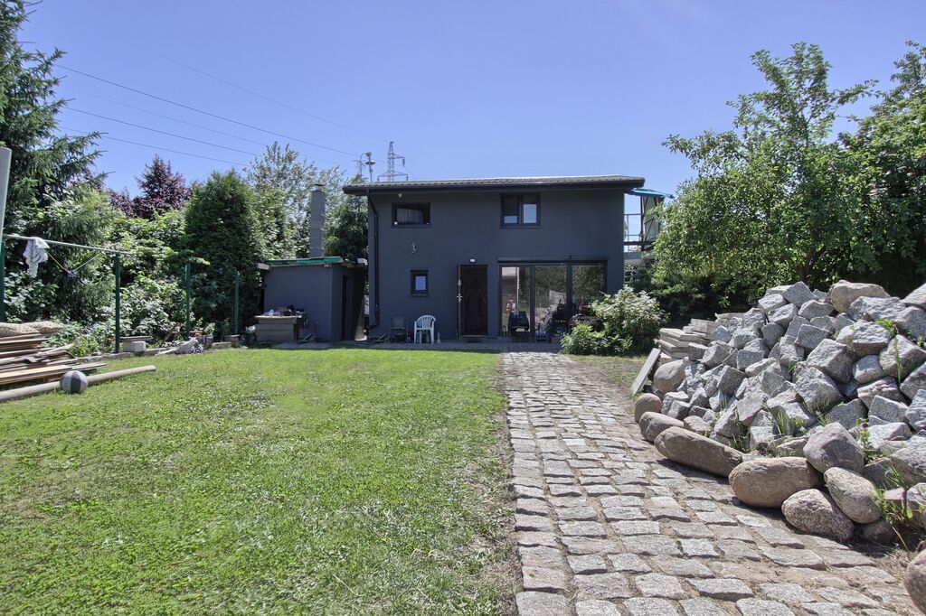 350m2