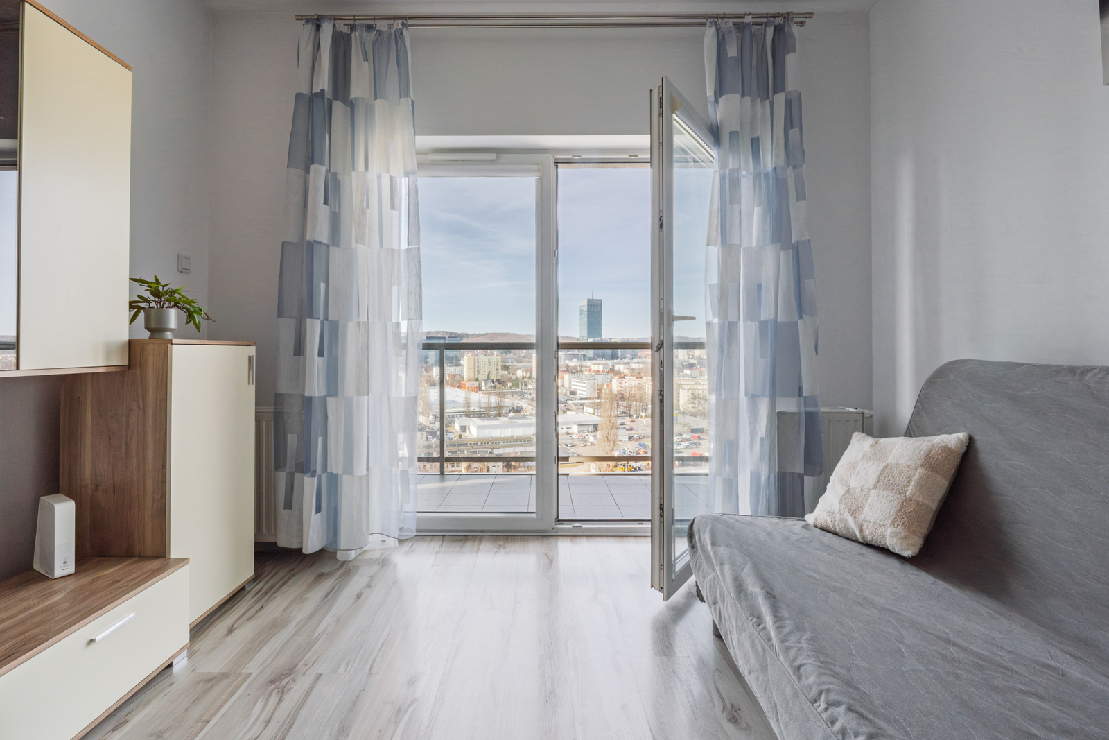 2 pokoje | Widok na las | Albatross Towers