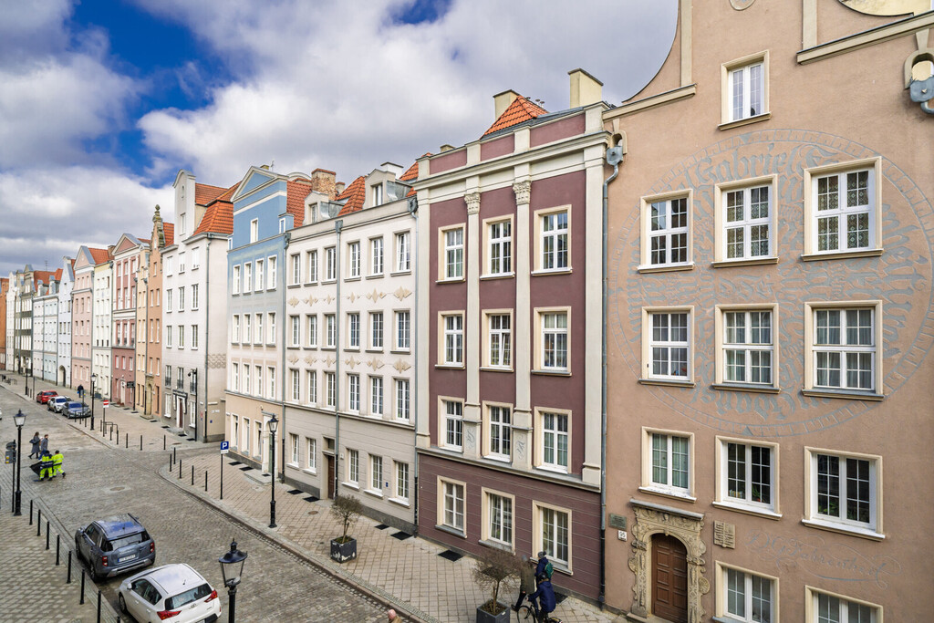 Zadbane 3 pokoje z osobną kuchnią na Starówce