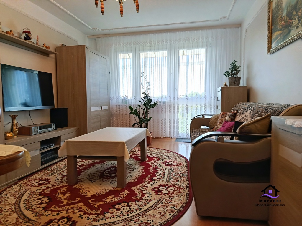 Wrzosowiak | 3 pokoje częściowo po remoncie