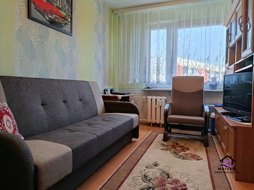 Wrzosowiak | 3 pokoje częściowo po remoncie