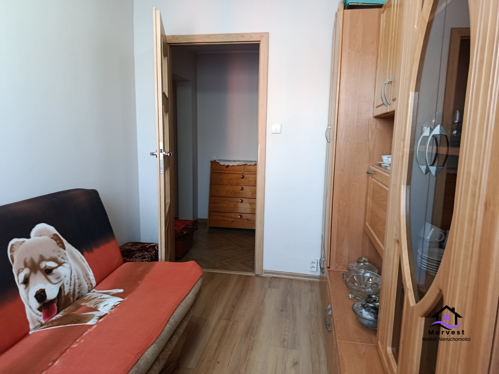 Wrzosowiak | 3 pokoje częściowo po remoncie