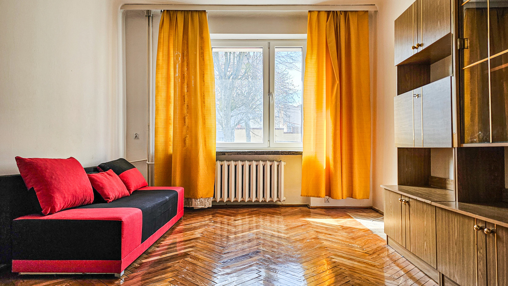 2 pokoje + oddzielna kuchnia na parterze – Rządowa