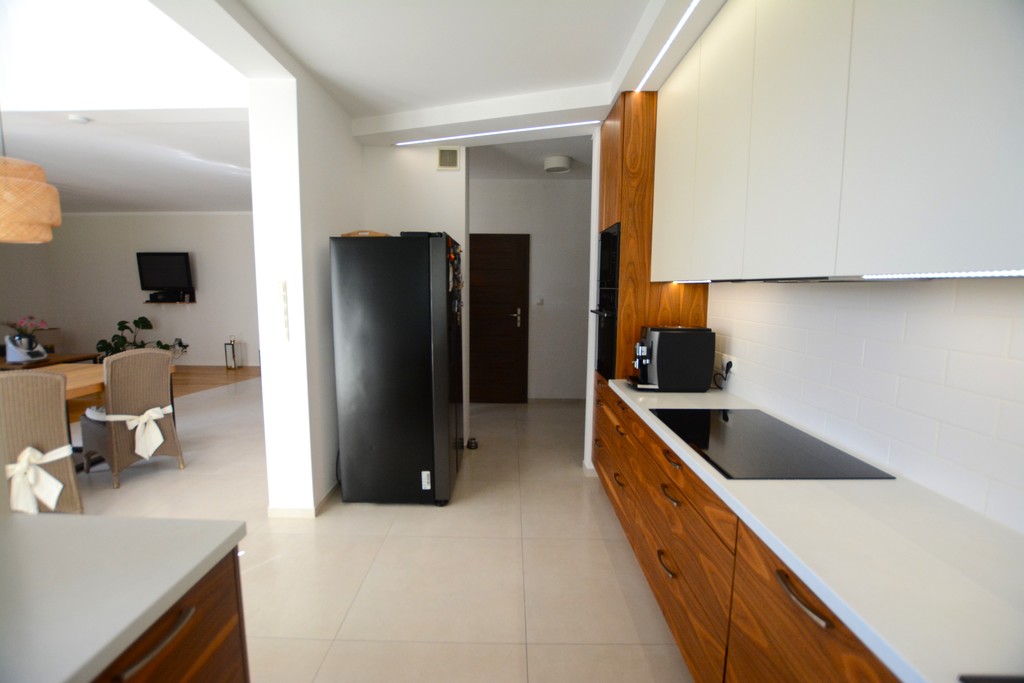 Dom na sprzedaż Dobra 275 m2 | Arka Nieruchomości