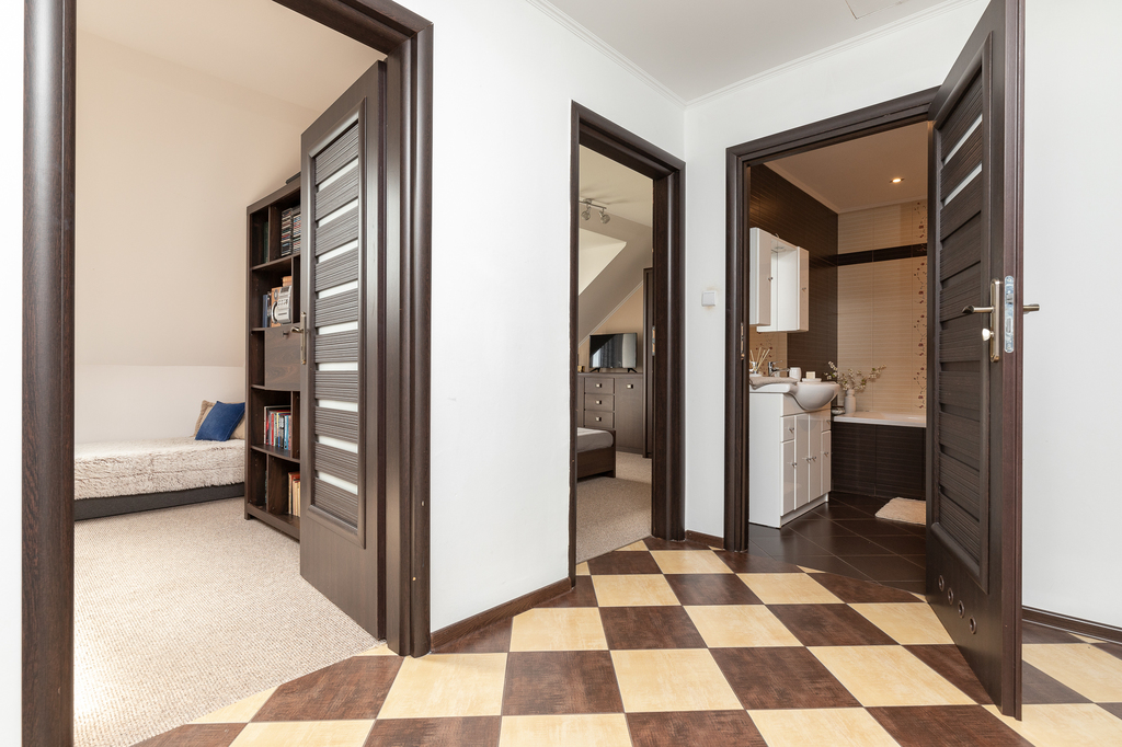 Dom z budynkiem komercyjnym pod Grójcem – zdjęcie 19