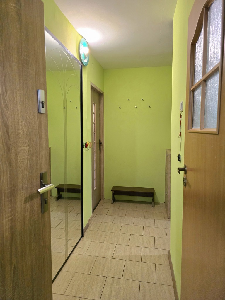 Dwa pokoje, balkon, c.o. miejskie !