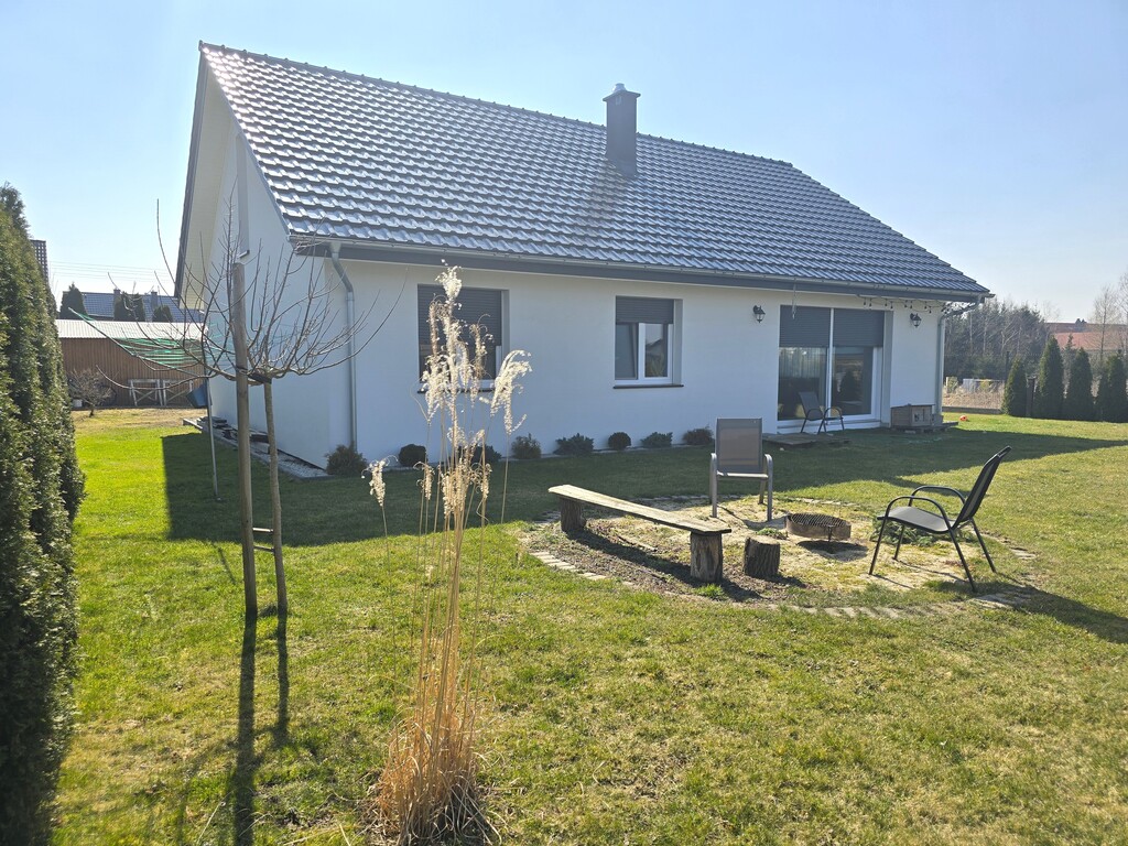 Dom z 2021 roku -Tomaszów Bolesławiecki