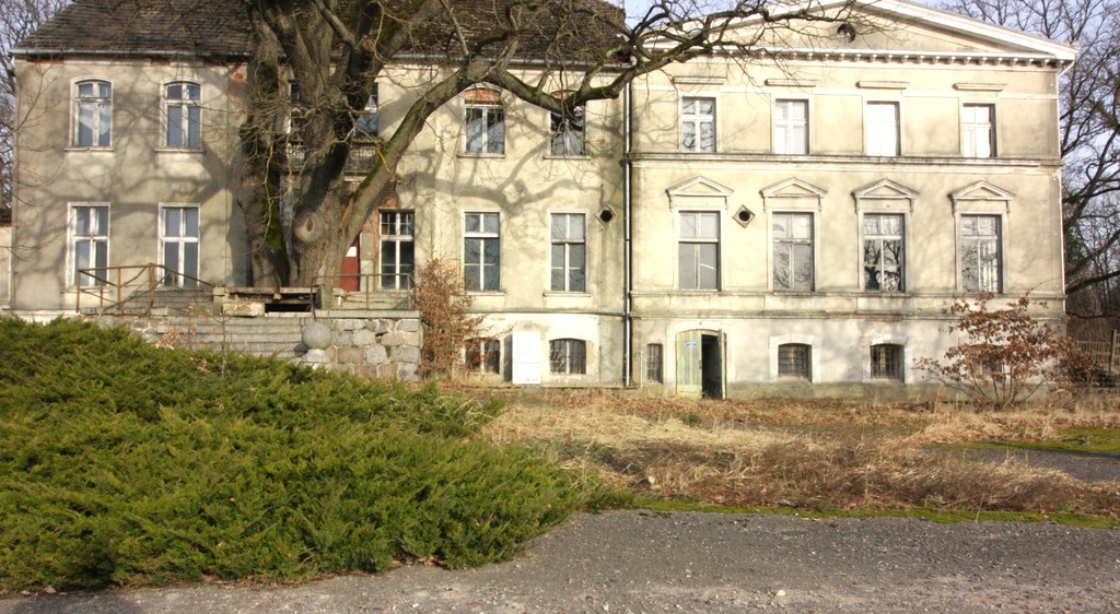 Obiekt na sprzedaż Storkowo 800 m2 | Arka Nieruchomości