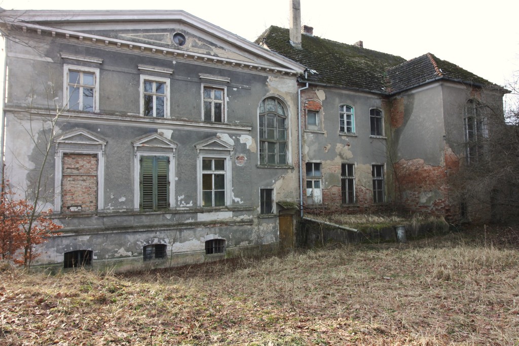 Obiekt na sprzedaż Storkowo 800 m2 | Arka Nieruchomości