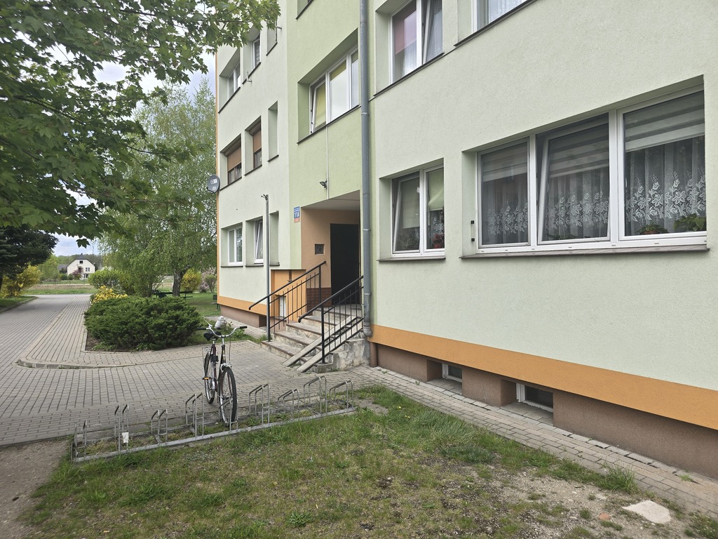 Słoneczne 2-pok. mieszkanie z loggią – Gromadka