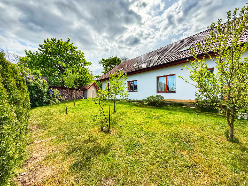 Dom na sprzedaż Trzeszczyn 310 m2 | Arka Nieruchomości