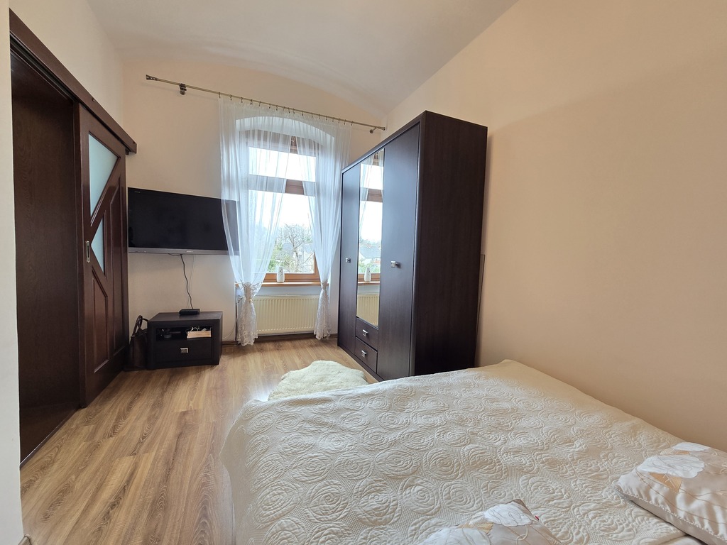 Mieszkanie 67 m2 z ogrodem i garażem – Zebrzydowa