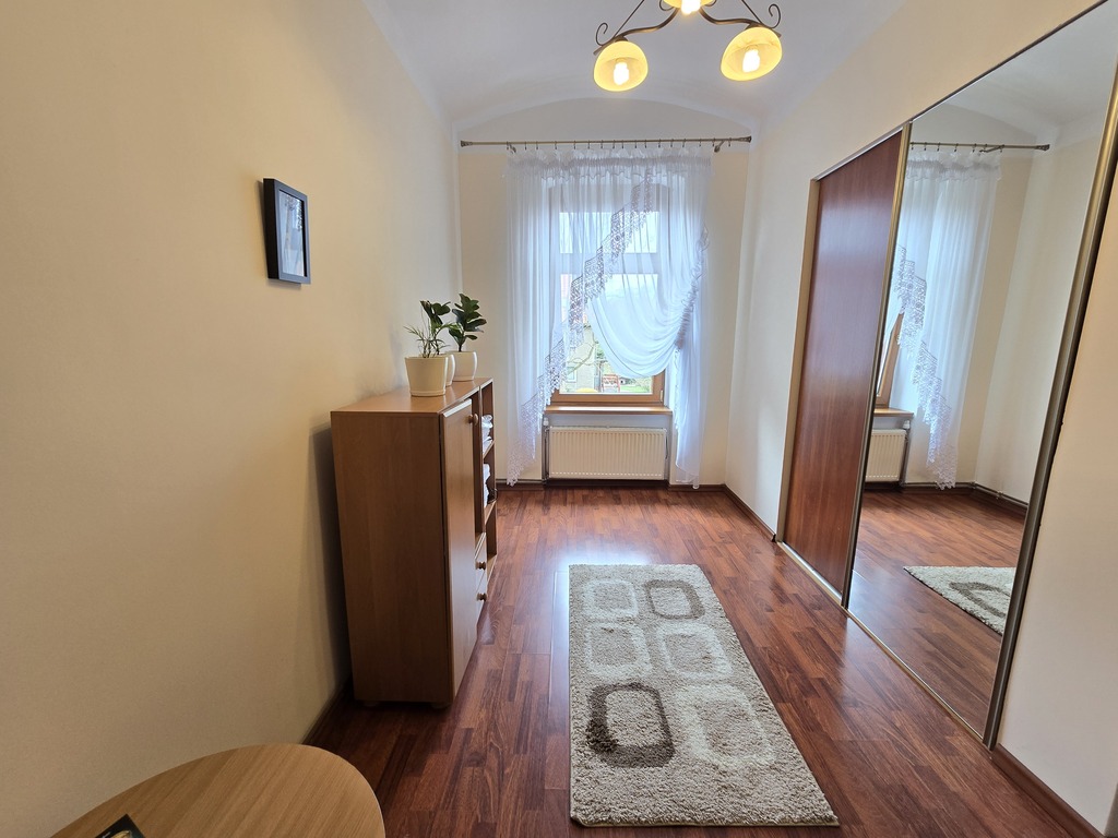Mieszkanie 67 m2 z ogrodem i garażem – Zebrzydowa