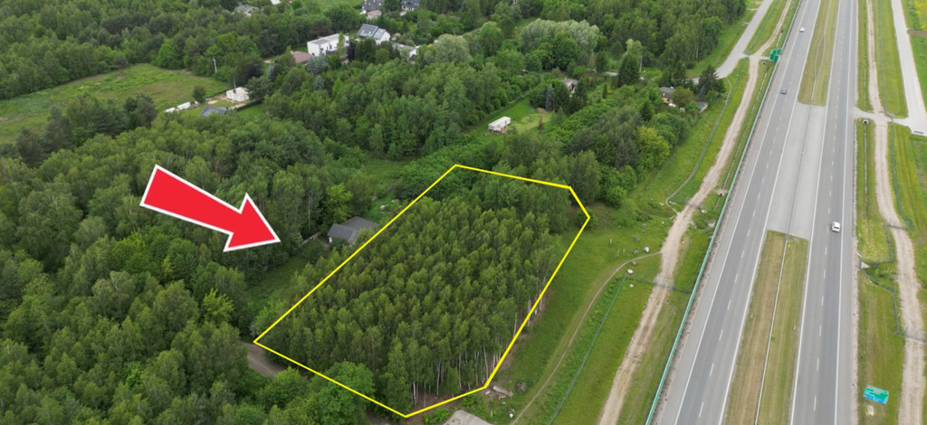 Działka inwestycyjna tuż przy trasie S14 – zdjęcie 1