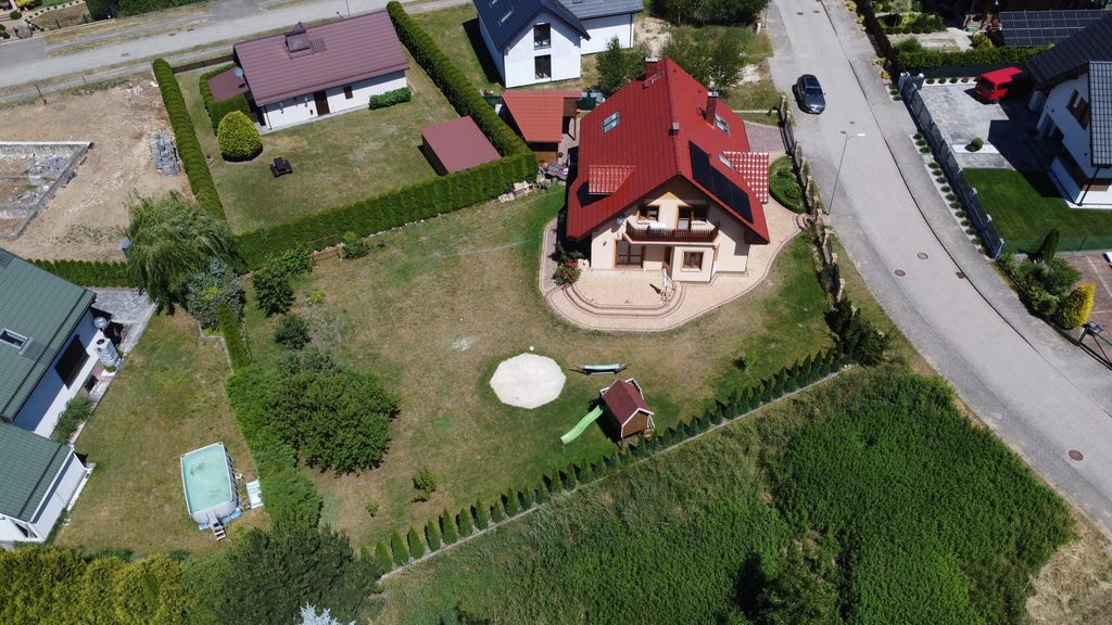 Unikatowy dom z klimatyzacją i fotowoltaiką