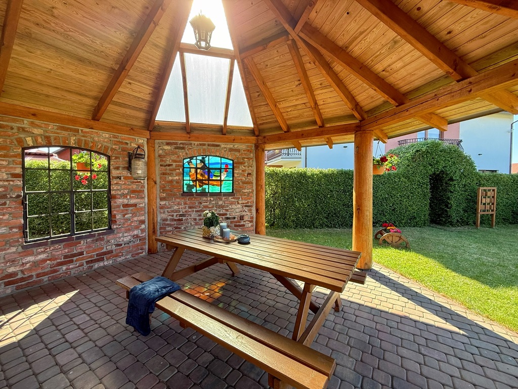 Obiekt na sprzedaż Sianożęty 464 m2 | Arka Nieruchomości