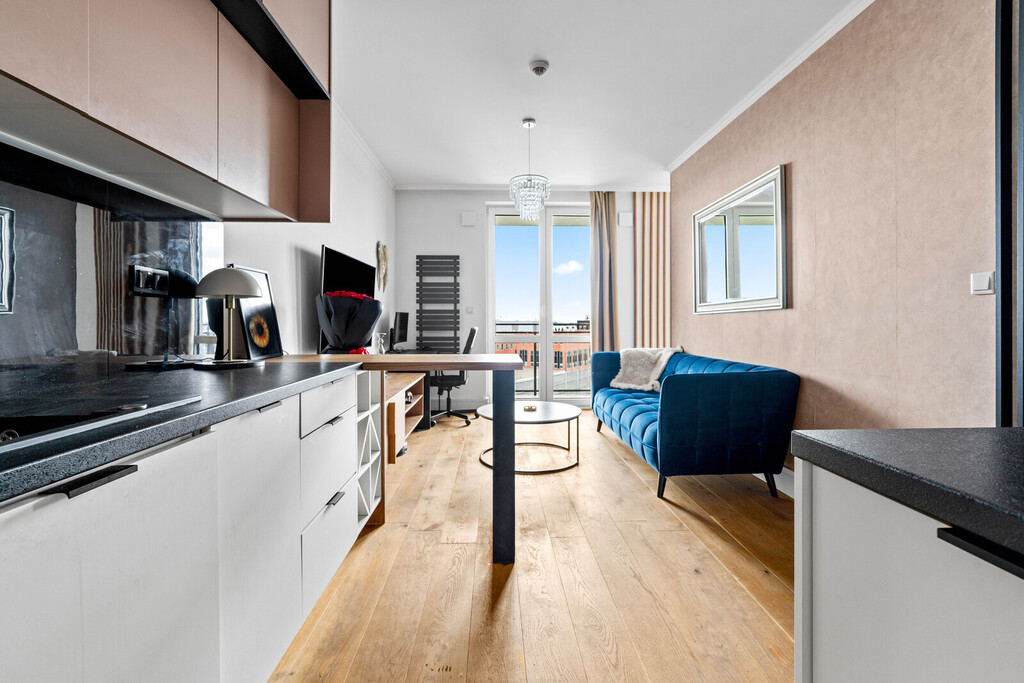 MEBLE | PARKING | MZA | STACJA KOLEJOWA – zdjęcie 6