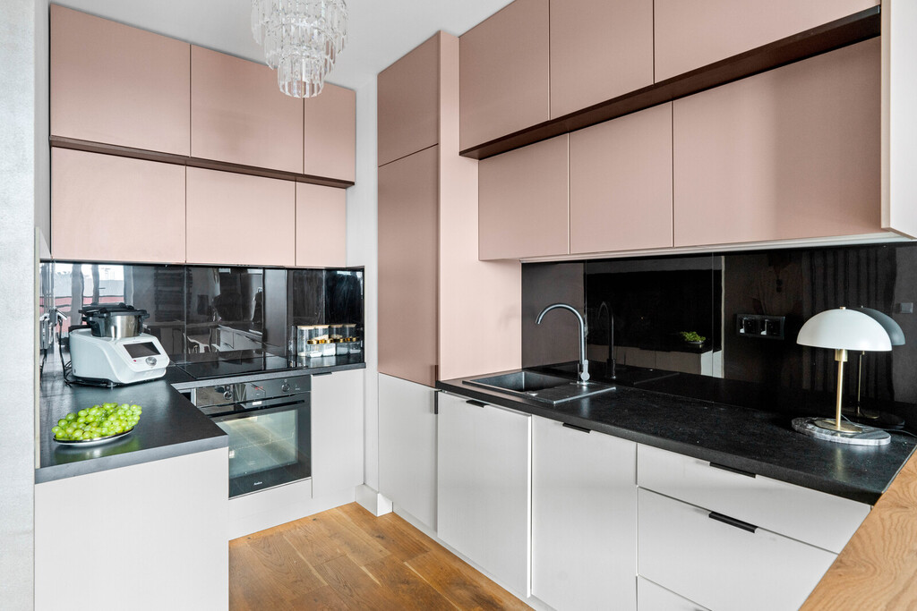 MEBLE | PARKING | MZA | STACJA KOLEJOWA – zdjęcie 8