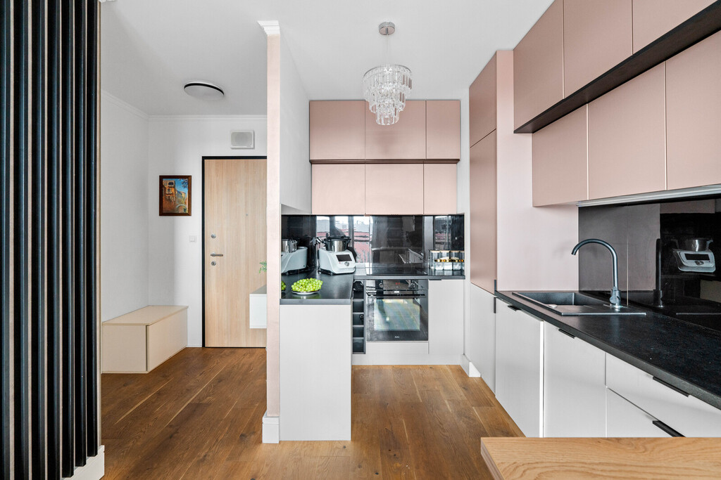 MEBLE | PARKING | MZA | STACJA KOLEJOWA – zdjęcie 7