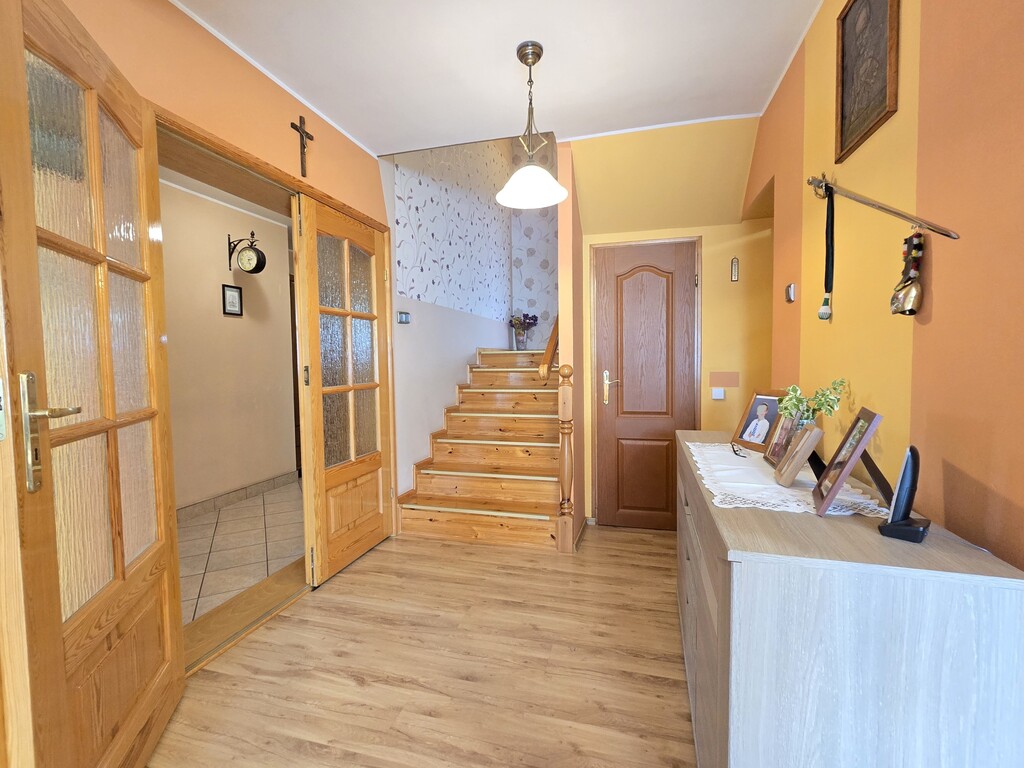 Dom wolnostojący w Rakowicach – 1 km od Bolesławca