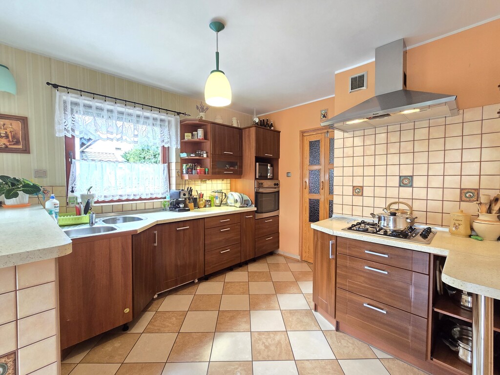 Dom wolnostojący w Rakowicach – 1 km od Bolesławca