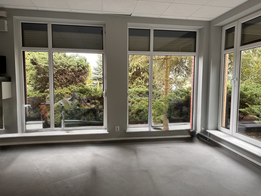 Obiekt na sprzedaż Komarowo 3 187 m2 | Arka Nieruchomości