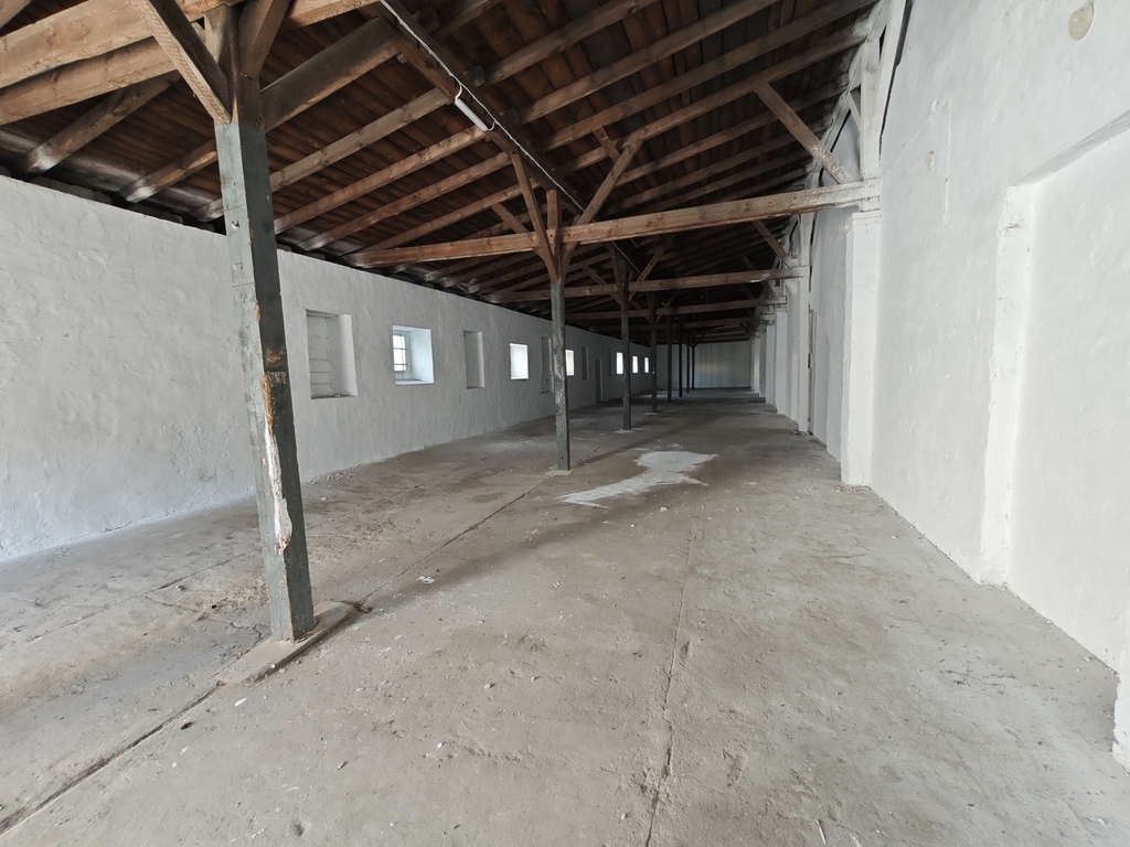 Obiekt komercyjny na sprzedaż  3 800 m2 | Arka Nieruchomości
