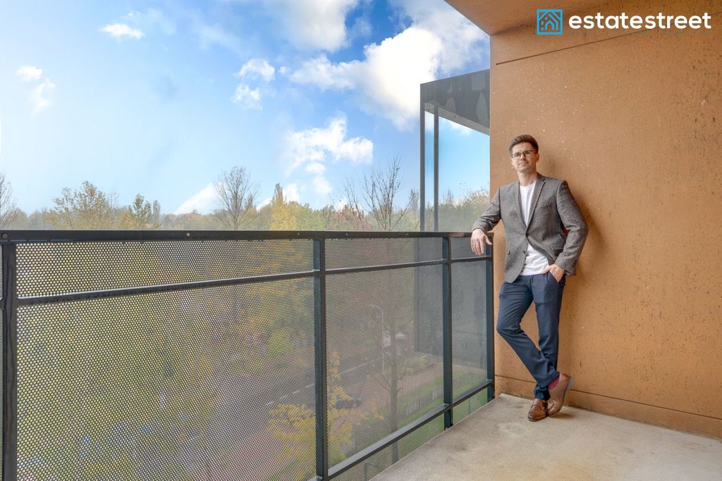 Duże i nowe | Ceglana | od już | park