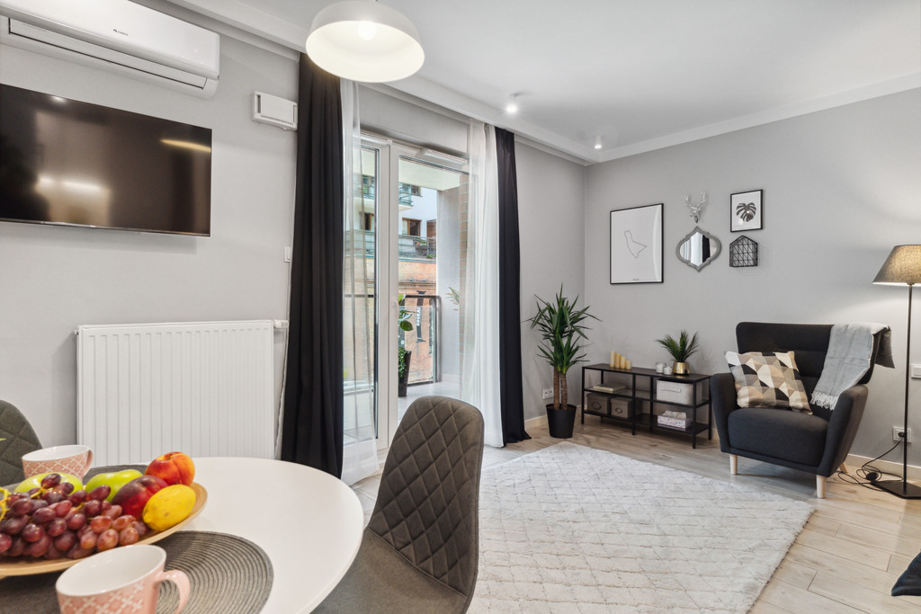 Funkcjonalna kawalerka na Pradze blisko przystanku – zdjęcie 4