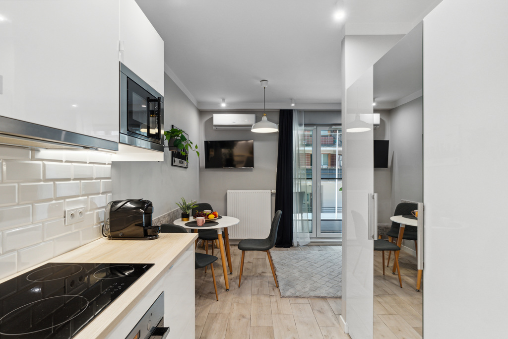 Funkcjonalna kawalerka na Pradze blisko przystanku – zdjęcie 10