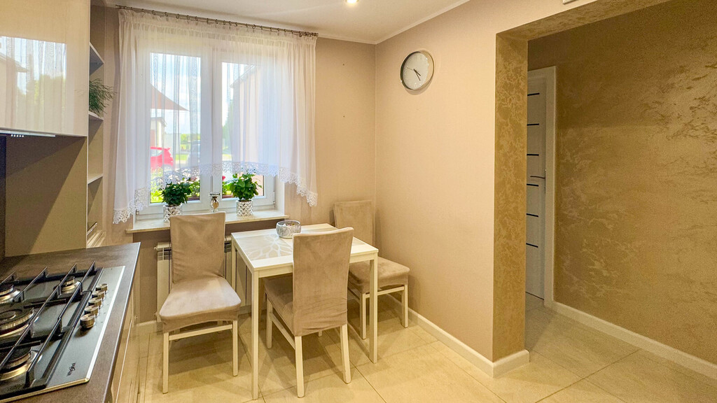 Wykończony dom | piękna działka | las i rzeka – zdjęcie 10