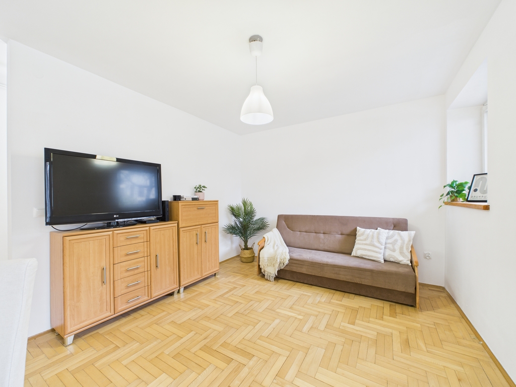 Kawalerka w centrum z garażem | 1 km od Wawelu!