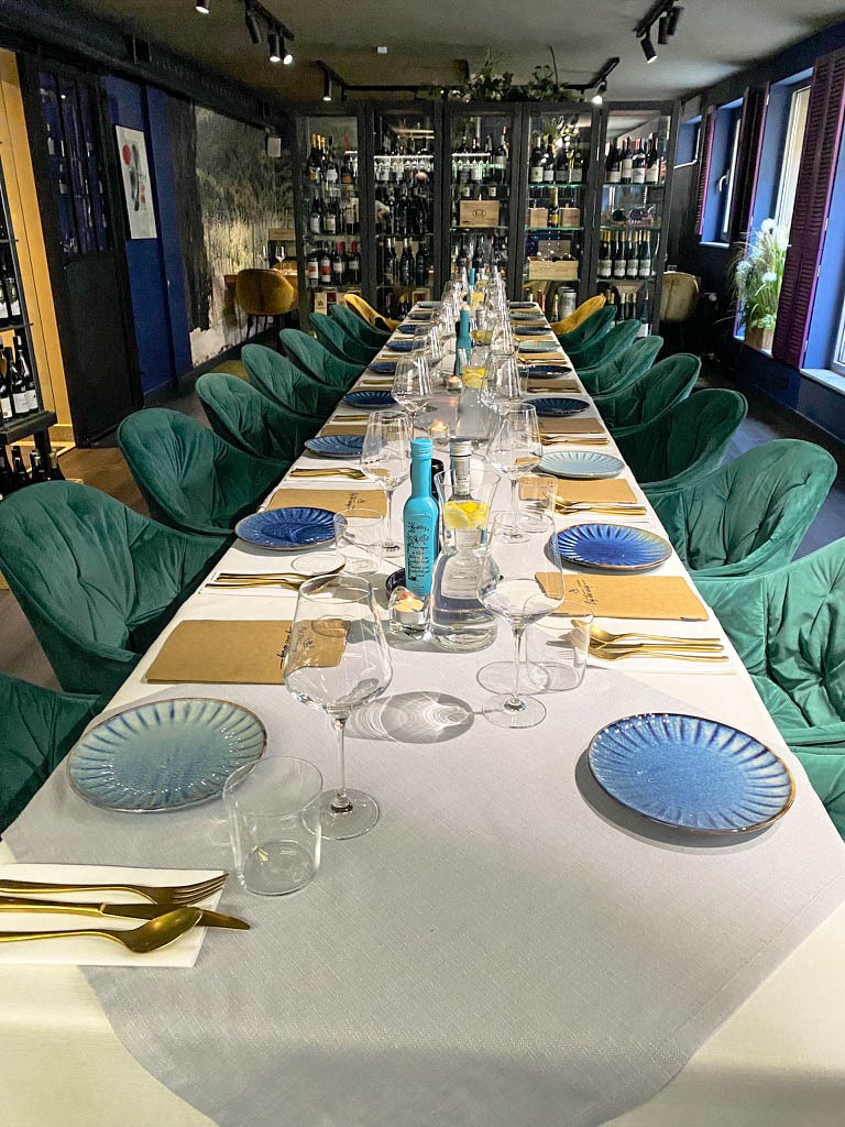 Restauracja włoska By The Way. Centrum Krakowa.