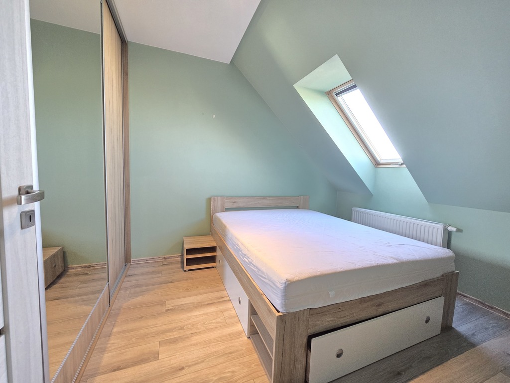 2 pokojowe mieszkanie z balkonem – Bolesławiec