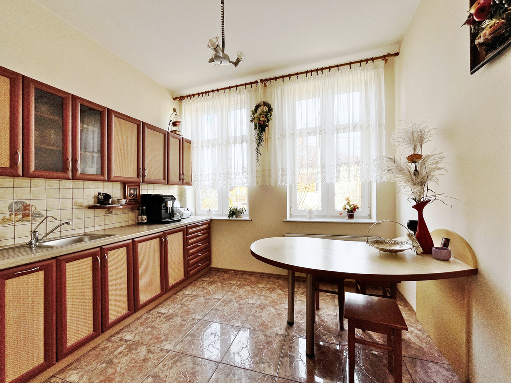 Kamienica Handlowo-mieszkalna • 3 Lokale