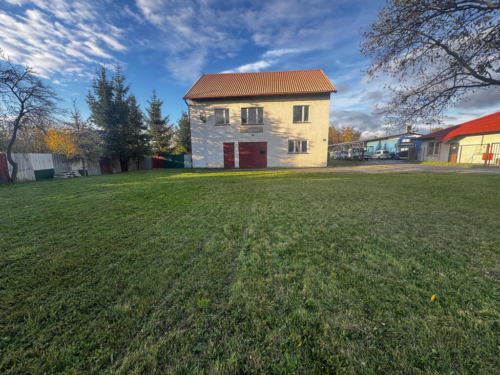 Miejsce na prowadzenie biznesu i mieszkanie, Byków