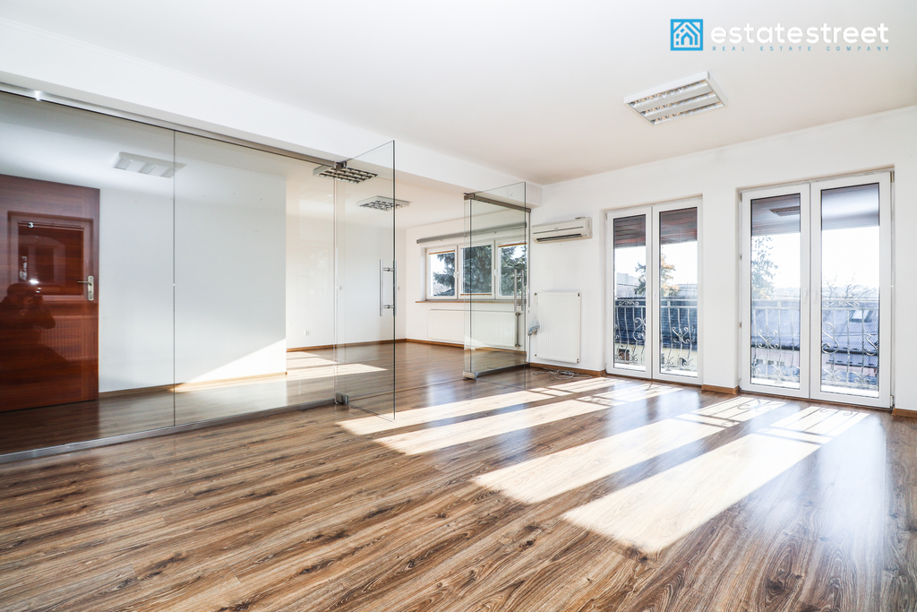 350m2 budynek biurowo-usługowy z parkingiem!