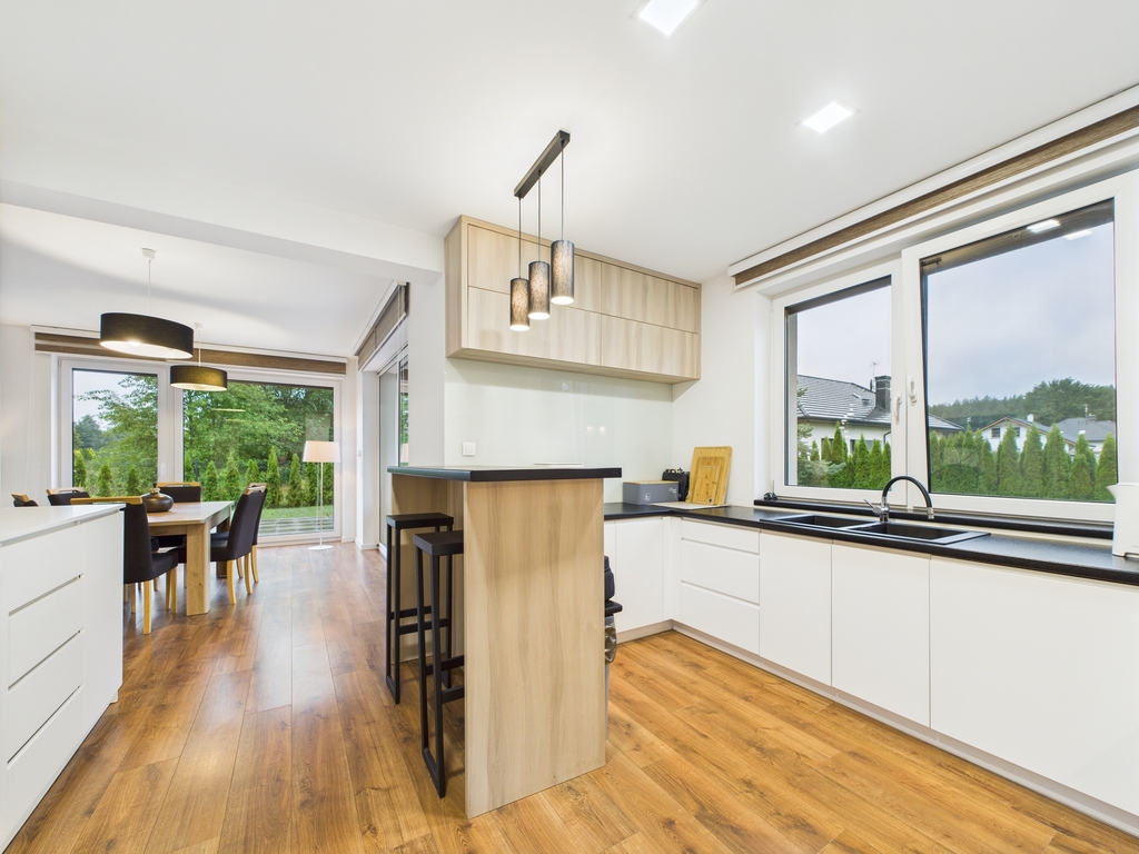 Dom na sprzedaż Jęczydół 285 m2 | Arka Nieruchomości