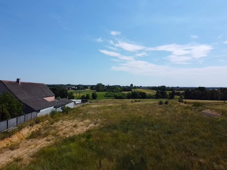 Twoja Własna Przestrzeń: Idealna Działka 35x35m,