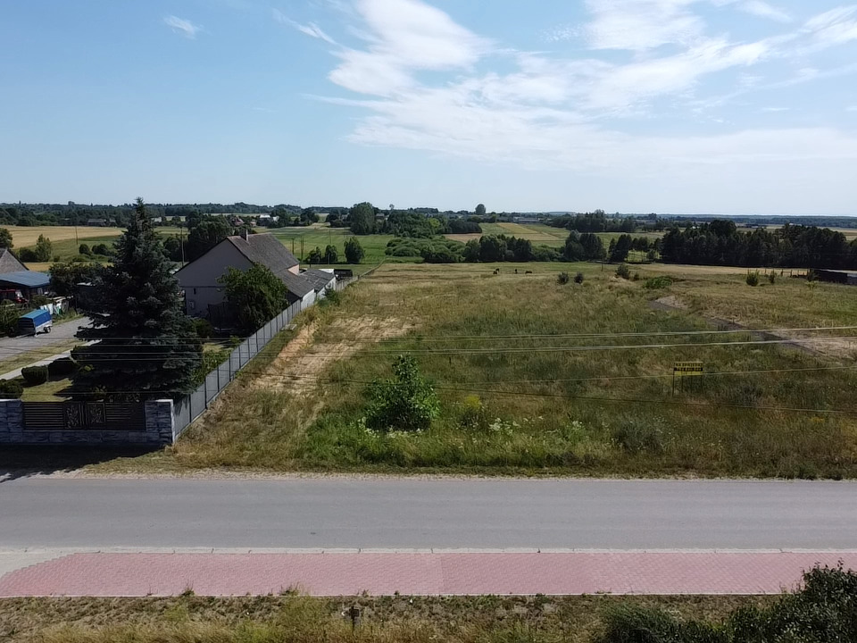 Twoja Własna Przestrzeń: Idealna Działka 35x35m,