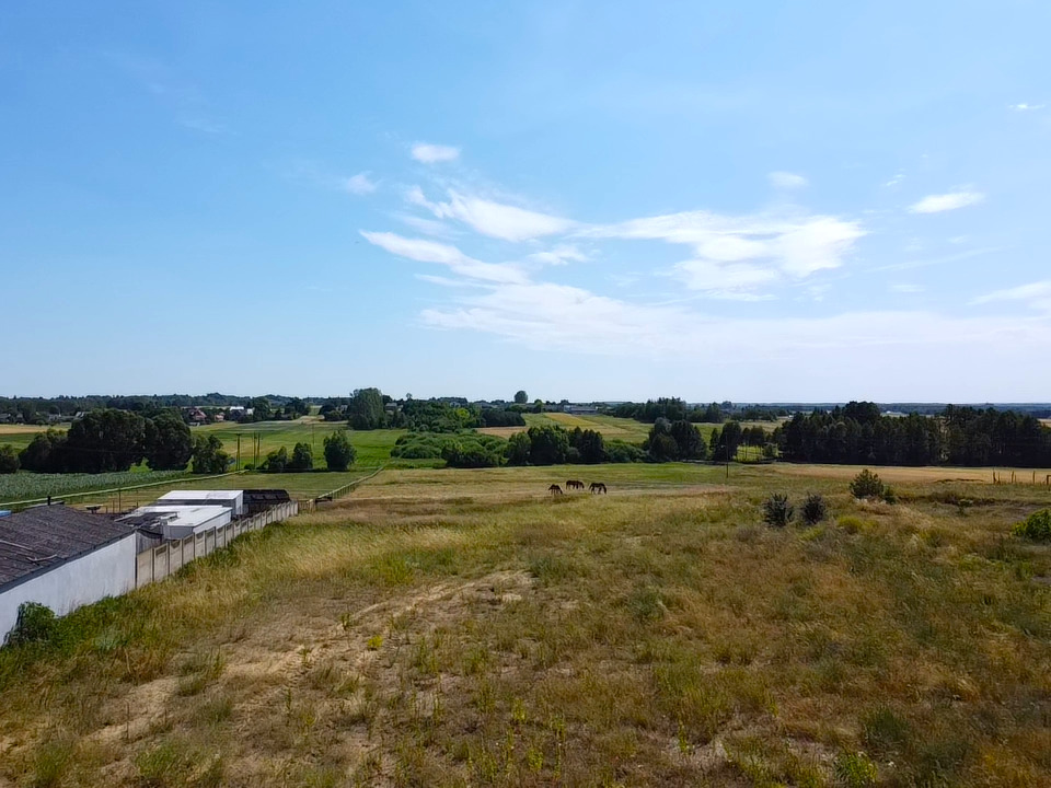 Twoja Własna Przestrzeń: Idealna Działka 35x35m,