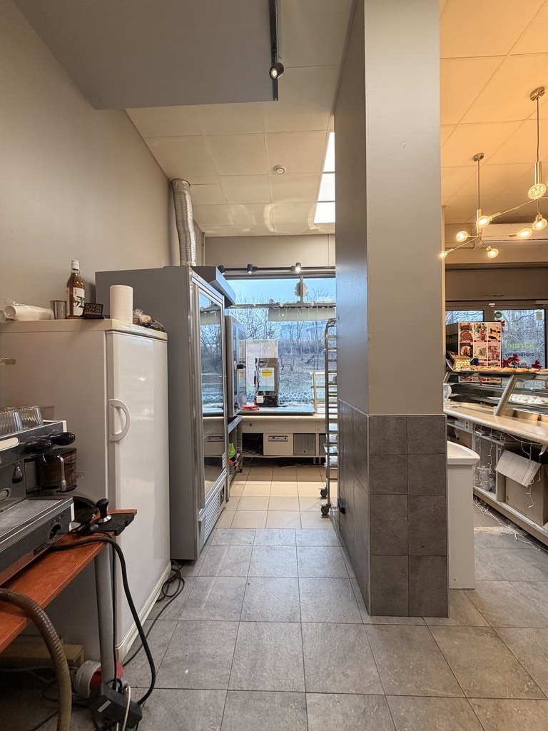 Lokal na wynajem- świetna lokalizacja przy Arkadii