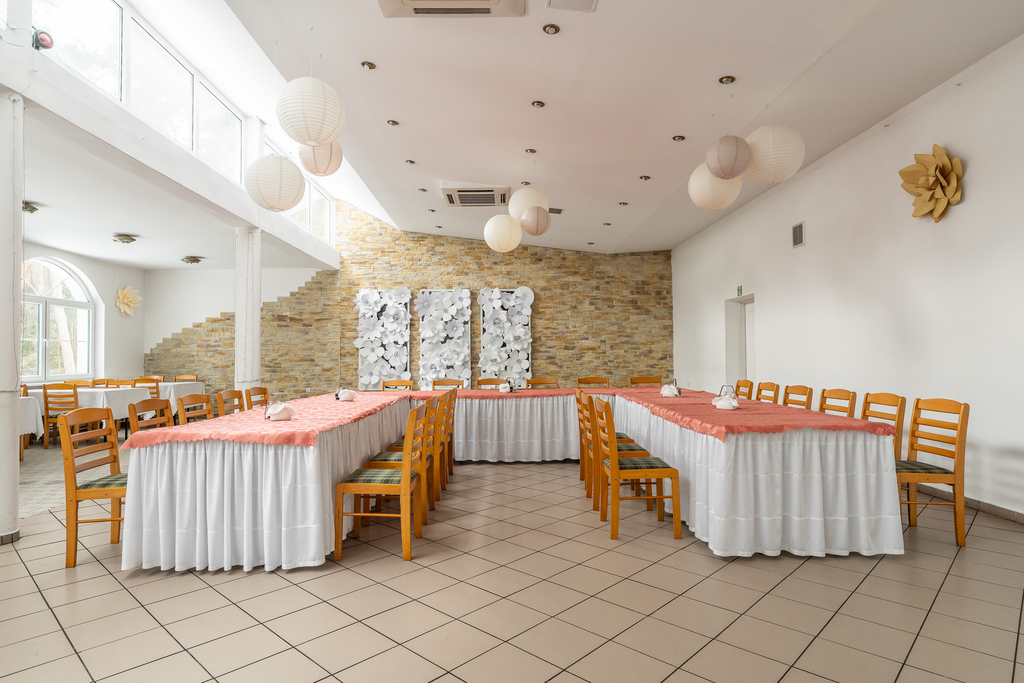 Obiekt na sprzedaż Morzyczyn 2 400 m2 | Arka Nieruchomości