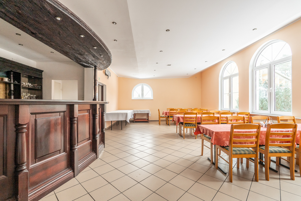 Obiekt na sprzedaż Morzyczyn 2 400 m2 | Arka Nieruchomości