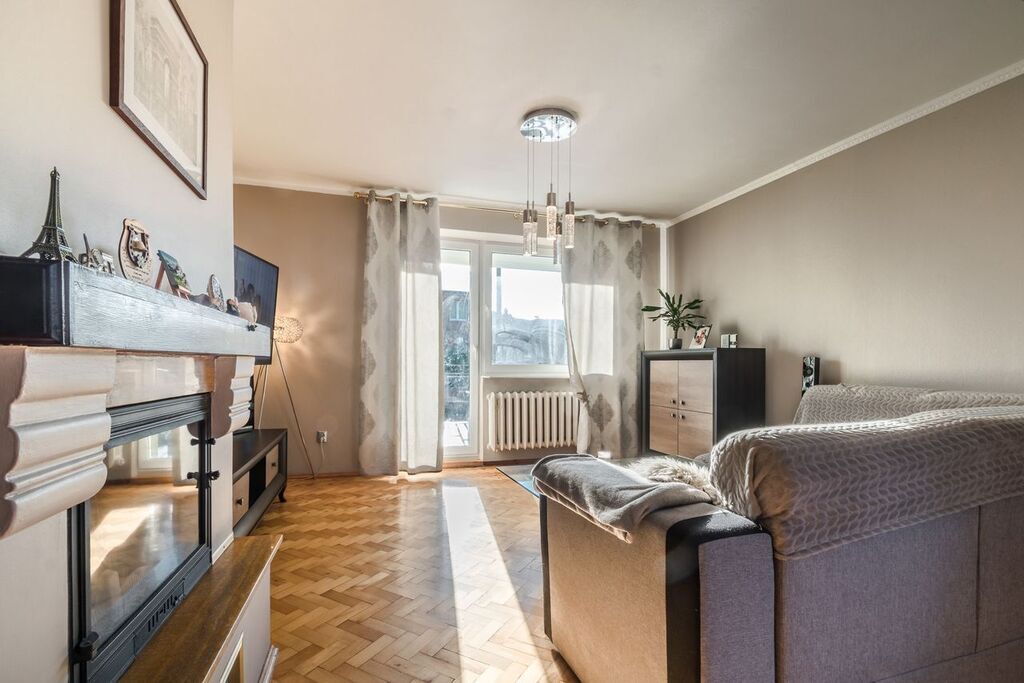 Dom z garażem w doskonałej lokalizacji