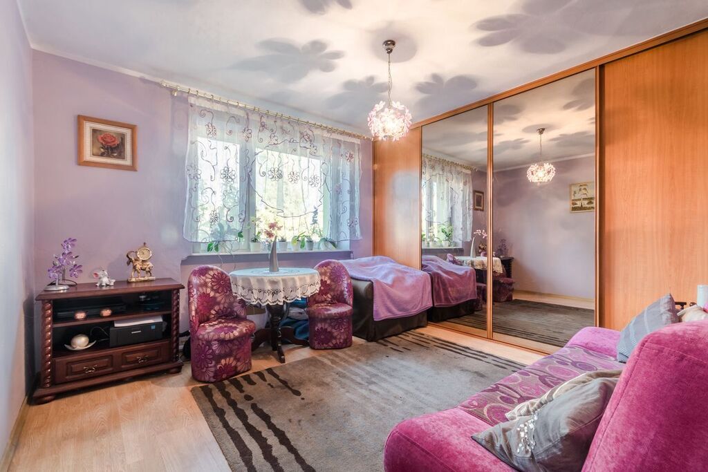 Dom z garażem w doskonałej lokalizacji