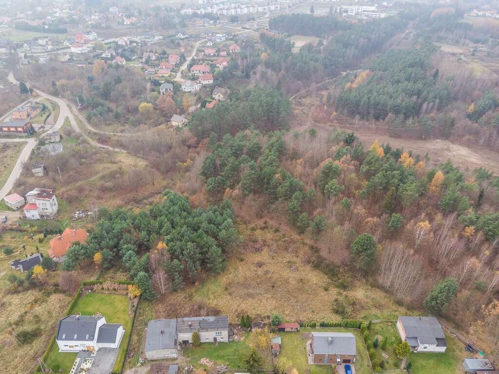 Działka budowlana o powierzchni 2655 m2 - Gdynia