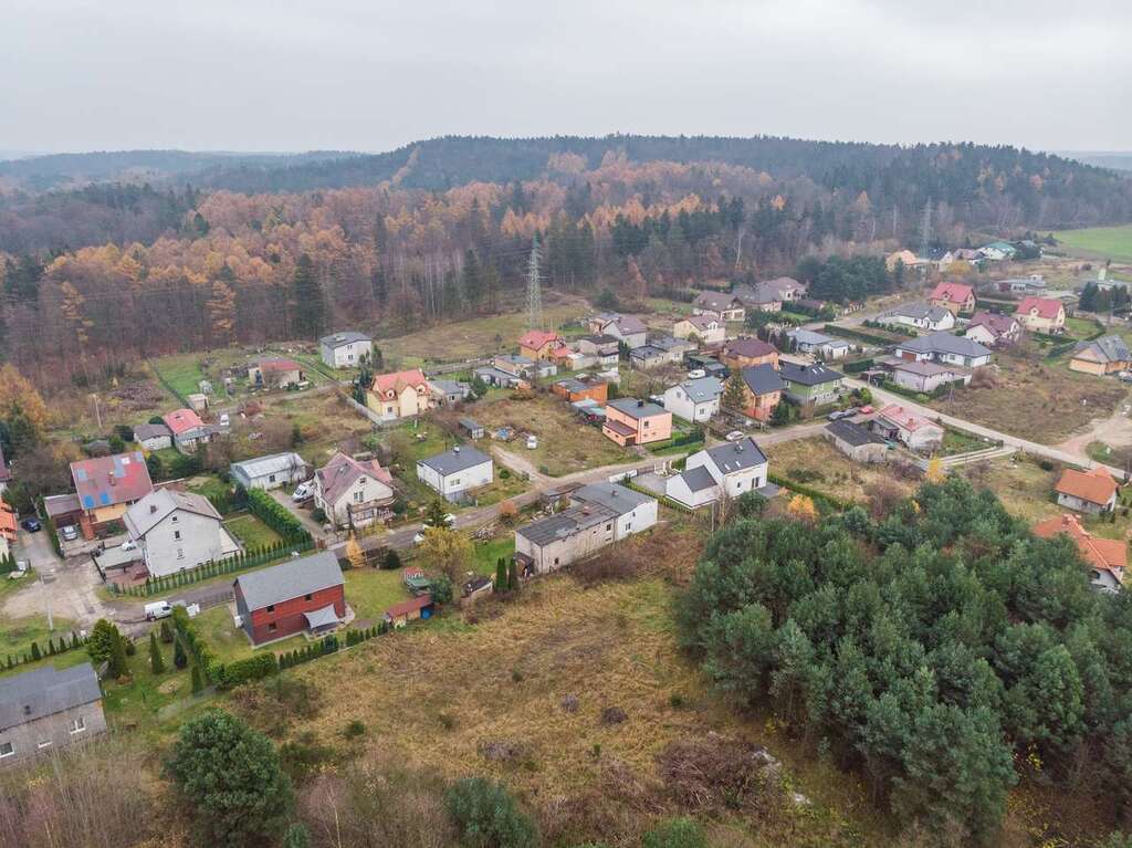 Działka budowlana o powierzchni 2655 m2 - Gdynia
