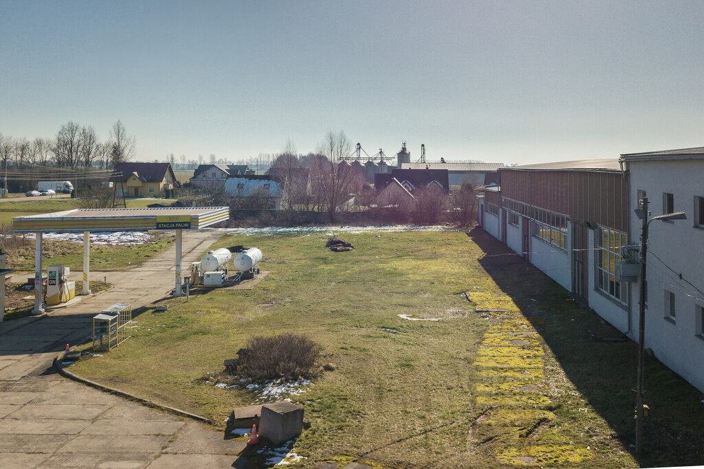 Hala o powierzchni 3000m2 w Cedrach Wielkich