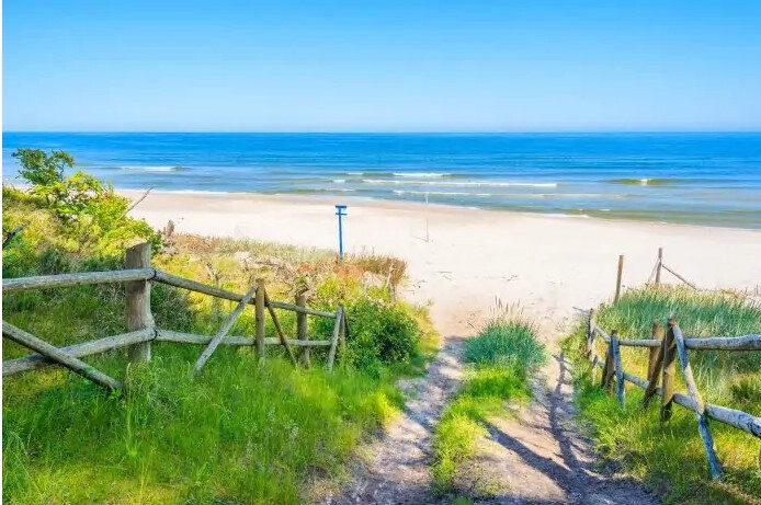 Miejsce na Twój dom lub biznes - 2km od plaży